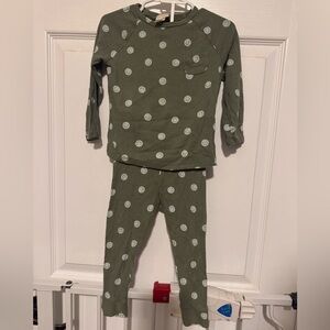 Kids Green Smiley Face Outift